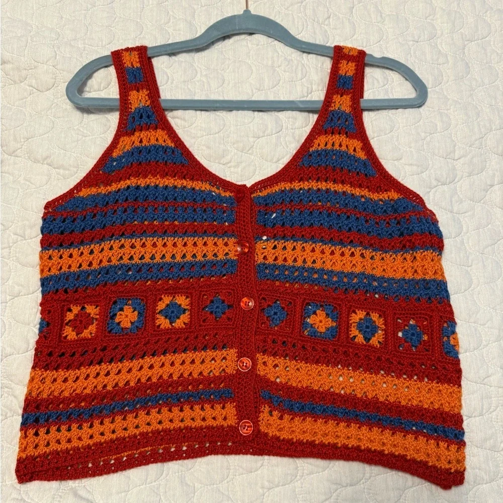 Cotton Emporium Crocheted Square Buttoned Red and Blue Tank Top XL Never Worn - Picture 6 of 8